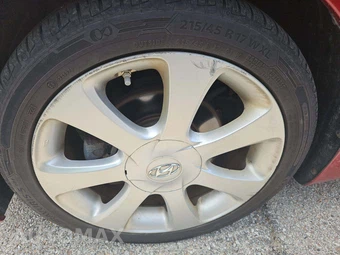 2013 Hyundai Elantra Limited Sedan – miniatura 20