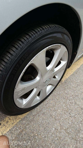 2013 Hyundai Elantra Limited Sedan - miniatura 27
