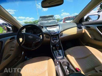 2013 Hyundai Elantra Limited Sedan - miniatura 10