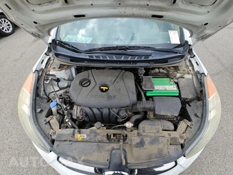2013 Hyundai Elantra Limited Sedan - miniatura 15