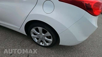 2013 Hyundai Elantra Limited Sedan - miniatura 27