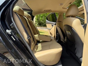 2013 Hyundai Elantra Limited Sedan - miniatura 50