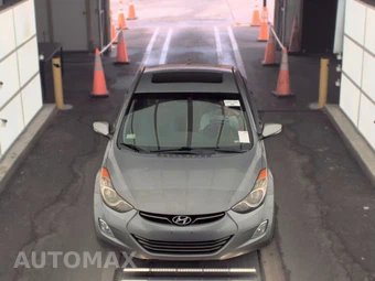 2013 Hyundai Elantra Limited Sedan - miniatura 2