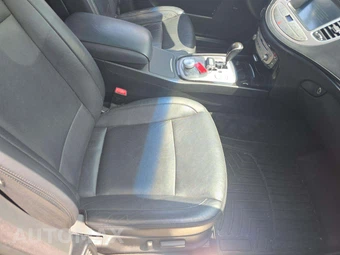 2013 Hyundai Genesis 3.8 – miniatura 17