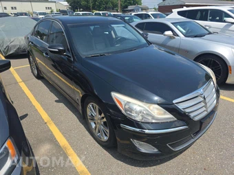 2013 Hyundai Genesis 3.8 – miniatura 4