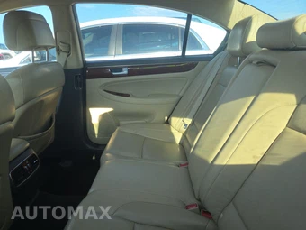 2013 Hyundai Genesis 3.8 Sedan – miniatura 13