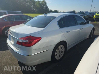 2013 Hyundai Genesis 3.8 Sedan – miniatura 4