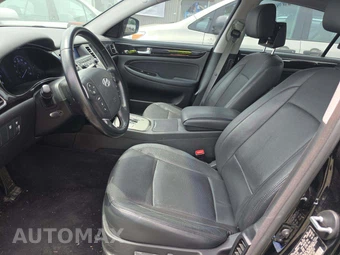 2013 Hyundai Genesis 3.8 Sedan – miniatura 6