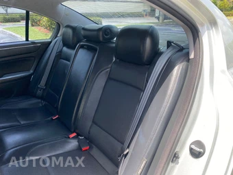 2013 Hyundai Genesis 3.8 Sedan - miniatura 22