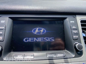 2013 Hyundai Genesis 3.8 Sedan - miniatura 42