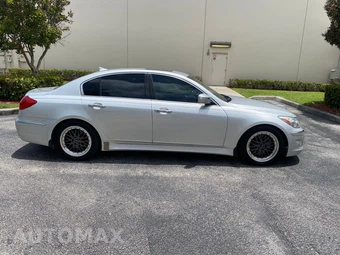 2013 Hyundai Genesis 3.8 Sedan - miniatura 5