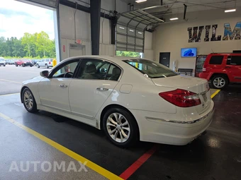 2013 Hyundai Genesis 3.8 Sedan – miniatura 6