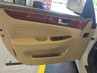 2013 Hyundai Genesis 3.8 Sedan – miniatura 9