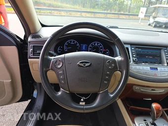 2013 Hyundai Genesis 3.8 Sedan - miniatura 10