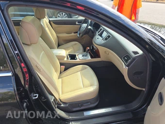 2013 Hyundai Genesis 3.8 Sedan - miniatura 8