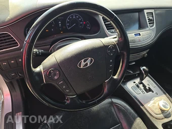 2013 Hyundai Genesis 5.0 R-Spec Sedan – miniatura 10