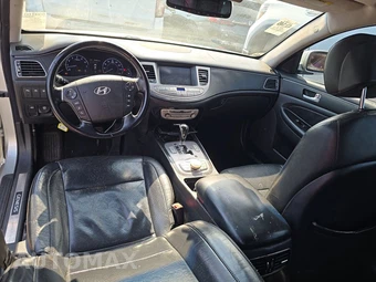 2013 Hyundai Genesis 5.0 R-Spec Sedan – miniatura 11