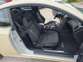 2013 Hyundai Genesis Coupe 2.0T – miniatura 18