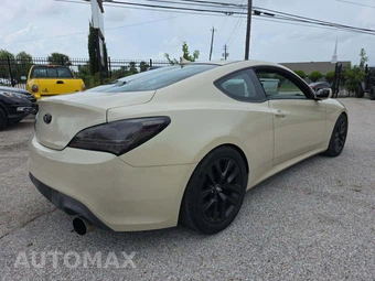 2013 Hyundai Genesis Coupe 2.0T – miniatura 3