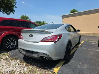 2013 Hyundai Genesis Coupe 2.0T Premium – miniatura 3