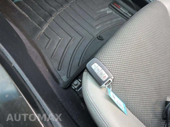 2013 Hyundai Genesis Coupe 2.0T Premium – miniatura 8