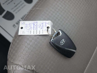2013 Hyundai Santa Fe Sport - miniatura 8