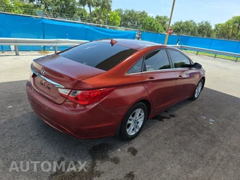 2013 Hyundai Sonata GLS – miniatura 4