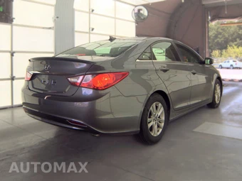 2013 Hyundai Sonata GLS – miniatura 4