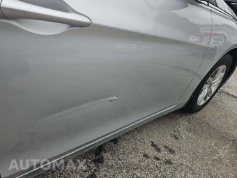 2013 Hyundai Sonata GLS - miniatura 28