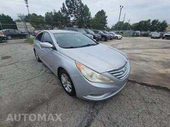 2013 Hyundai Sonata GLS - miniatura 4