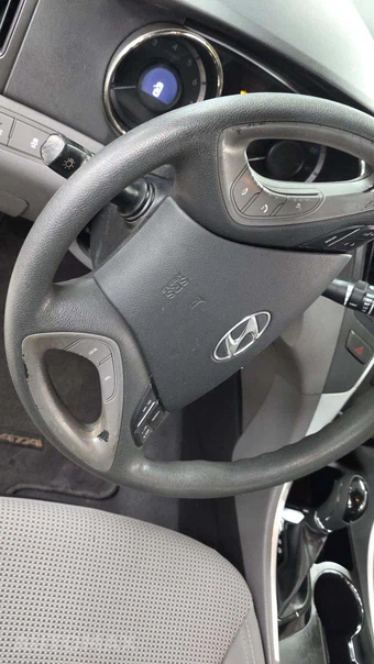 2013 Hyundai Sonata GLS - miniatura 27