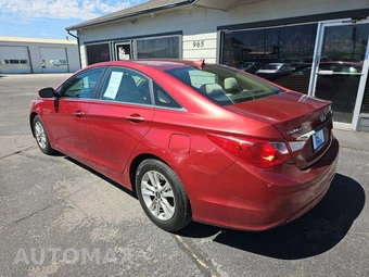 2013 Hyundai Sonata GLS – miniatura 2