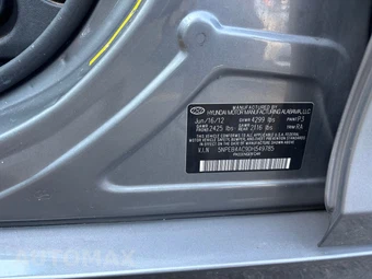 2013 Hyundai Sonata GLS - miniatura 13