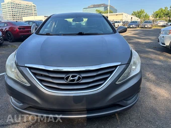 2013 Hyundai Sonata GLS - miniatura 2