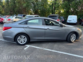 2013 Hyundai Sonata GLS - miniatura 7