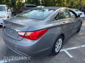 2013 Hyundai Sonata GLS - miniatura 8