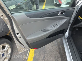 2013 Hyundai Sonata GLS – miniatura 9