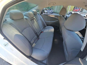 2013 Hyundai Sonata Hybrid – miniatura 13