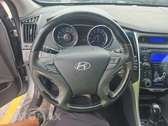 2013 Hyundai Sonata Limited – miniatura 10