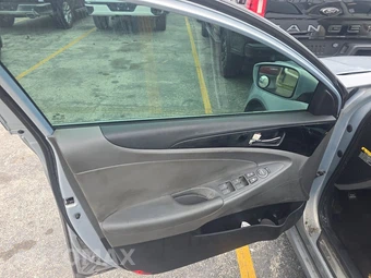 2013 Hyundai Sonata Limited – miniatura 9