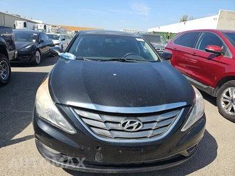2013 Hyundai Sonata SE – miniatura 2