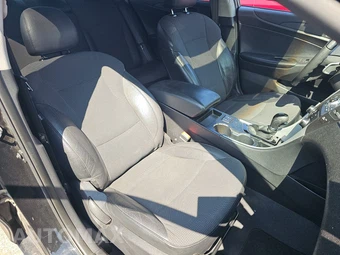 2013 Hyundai Sonata SE – miniatura 8