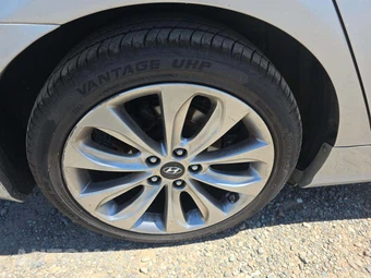 2013 Hyundai Sonata SE - miniatura 24