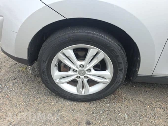 2013 Hyundai Tucson GLS - miniatura 8