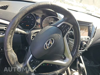 2013 Hyundai Veloster RE:MIX Edition - miniatura 10