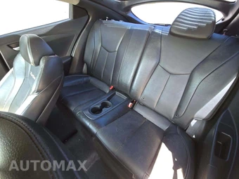 2013 Hyundai Veloster Turbo w/Black Interior – miniatura 10