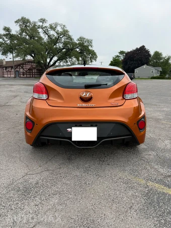 2013 Hyundai Veloster Turbo w/Black Interior - miniatura 10