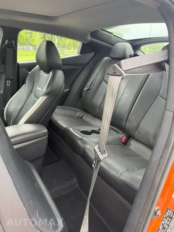 2013 Hyundai Veloster Turbo w/Black Interior - miniatura 19