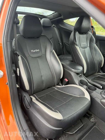 2013 Hyundai Veloster Turbo w/Black Interior - miniatura 20