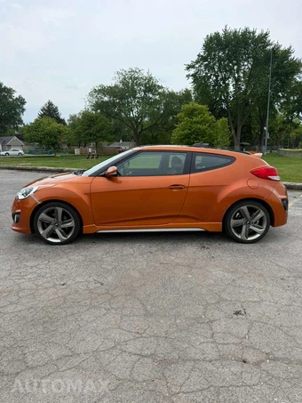 2013 Hyundai Veloster Turbo w/Black Interior - miniatura 8